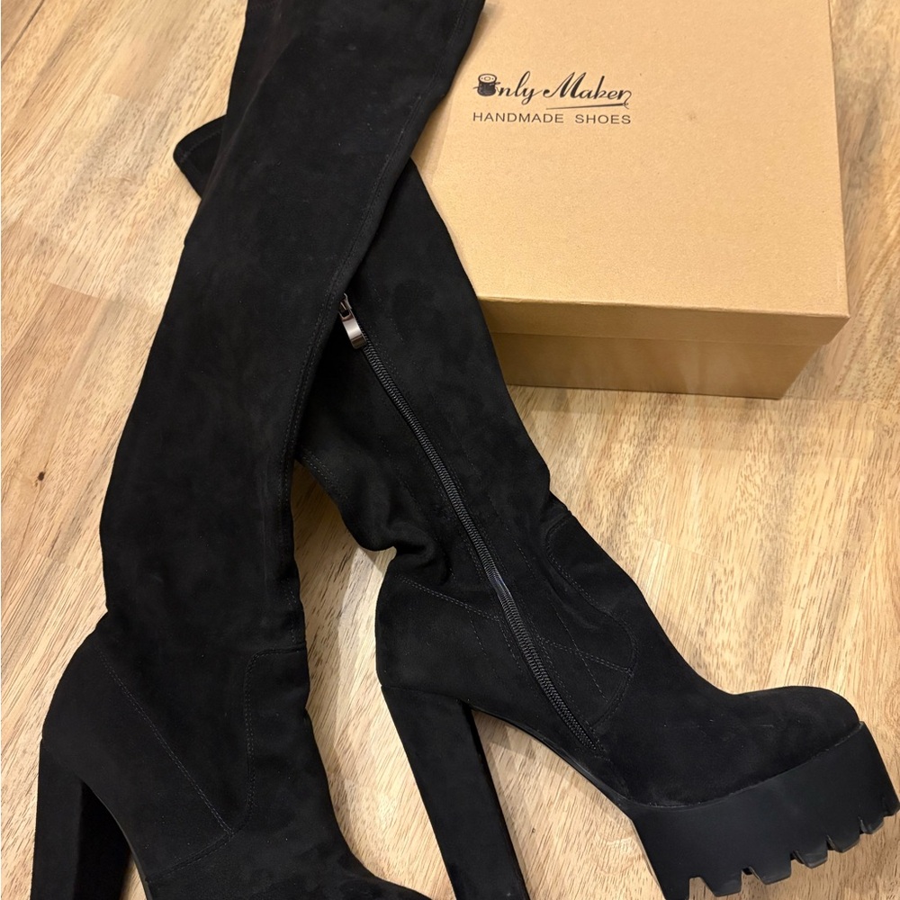 Stylish Black Over-the-Knee Boots by Only Maker